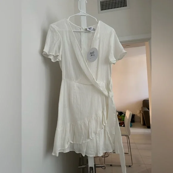 Company For One Dress White - Picture 6 of 16